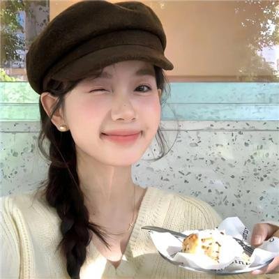 玛利亚·康德莱丽亚